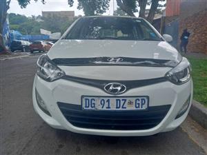 2014 Hyundai  I20 Manual Petrol White