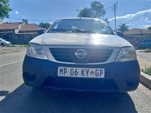 2022 Nissan Np200 1.6 Petrol Manual White Color  Has Canopy  60000kms 