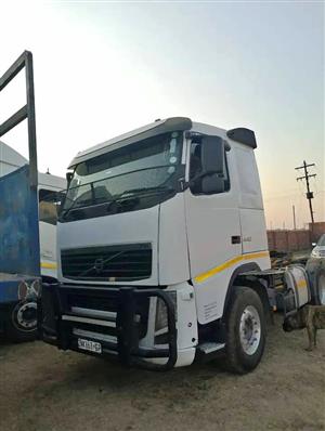 V3 Volvo fh440