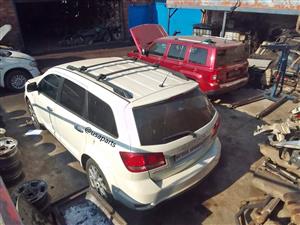 2014 Dodge Journey 3.6 Automatic Petrol stripping for body parts