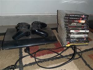 Playstation 3 +2 Ps3 controllers +Games and DS4 controller for sale