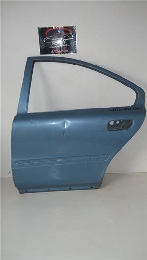 Volvo S60 left rear door