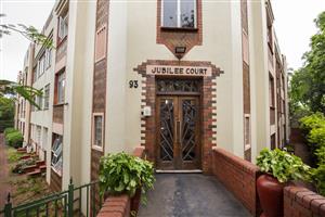 1.5 Bedroom Apartment Essenwood