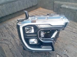 Ford Ranger T9 (raptur) headlight