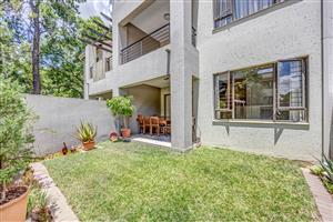 Modern 2 Bedroom Ground Floor Apartment In Lonehill