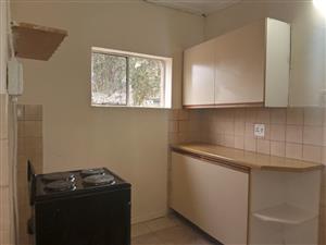 Big 1 Bed 1 bath cottage to rent in Northmead