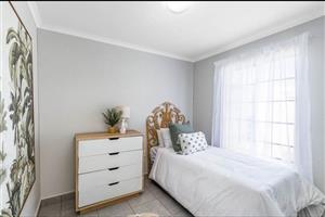 Haddon Turffontein backroom to rent