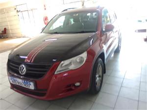2009 VW TIGUAN 1.6TSi manual maroon color Sunroof Leather seat  95000km 