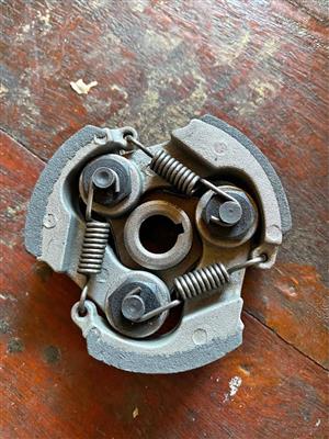 Pull start clutch. Meyerton bike scrapyard new and secondhand spares.