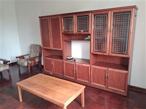 Spacious one bedroom apartment with private balcony – Southernwood - R7000 per month