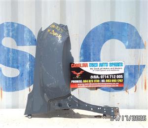 Renualt Duster right side fender taking moulding (2018)