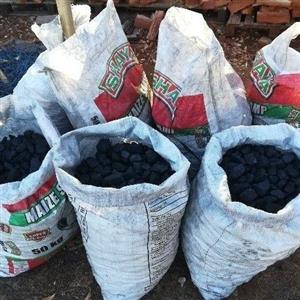 Medium nuts anthracite for sale in Pretoria.