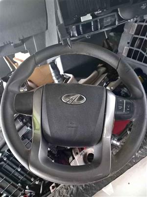 2022 Mahindra Scorpio mhawk 2.2 S6 steering wheel with airbag for sale WhatsApp or cell 