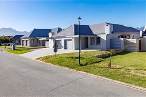 House For Sale in Blue Mountain Village