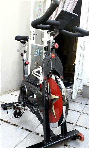 hs fitness indoor bike