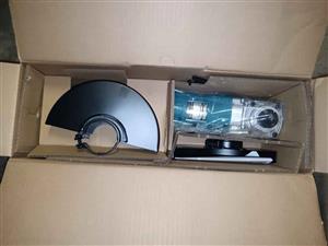 Makita Angle Grinder GA9020 230mm 