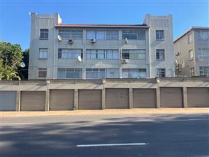 Essenwood road flat - New sole mandate !