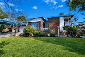 House For Sale in Lyttelton Manor