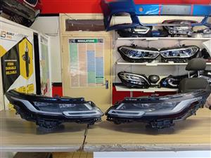  LEFT AND RIGHT FOR SALE 2021 RANGE ROVER EVOQUE HEADLIGHT