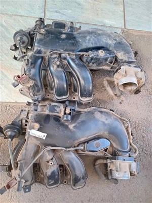 Toyota Prado 120 series V6 petrol intake manifold for sale my number WhatsApp or cell
