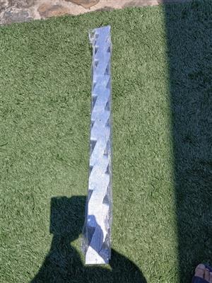 Tiger wall spikes