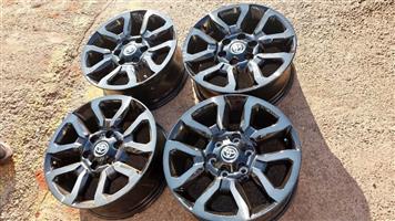 18" Toyota Legend 50 RS original mags set 