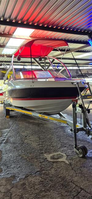 Avalanche 22ft , 225Hp Mercury 