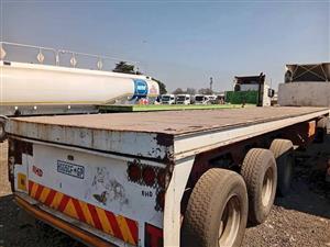 13 metres triaxle trailer