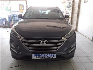 2016 Hyundai Tucson 2.0 Elite Automatic, Petrol, Sunroof, Leather interior, reverse camera, reverse