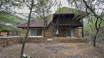 Beautiful Bush Retreat For Sale Approximately 100m From the Crocodile River
