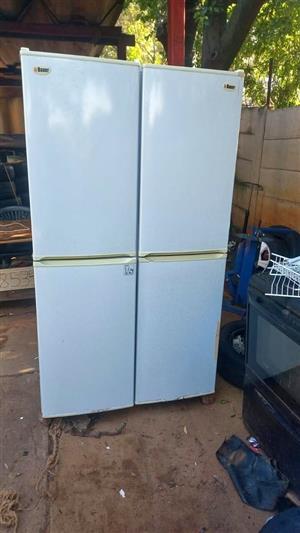 4door fridge 