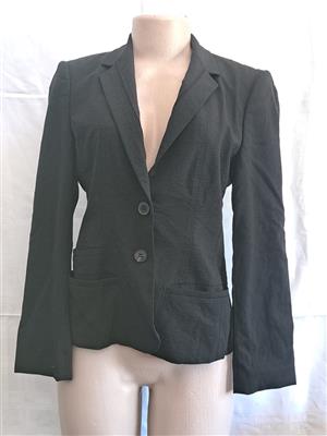 Second hand clothes for sale Middleburg mp 