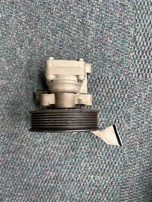 D4CB POWER STEERING PUMP  2.5 KIA SORENTO TDI