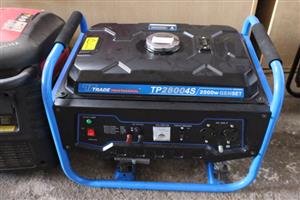 TRADE PROFESSIONAL 25KW PETROL GENERATOR(S066841A)