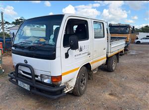 2002 Nissan UD Crewcab