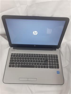 HP 15-ay031ni Notebook (S112878A)