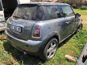 Mini Cooper R56 stripping  parts for sale
