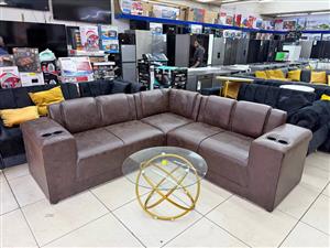 ️ Brand New Corner Couch with Built-in Cup Holders