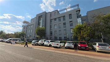 3006m2 Investment Building For sale
