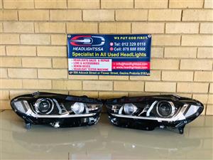 Jaguar XE X760 left and right xenon headlight (9 pin)