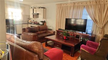 House For Sale in Heatherview