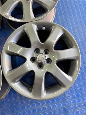 17 INCH TOYOTA COROLLA RIM SET WITHOUT TYRES…(SHANK NUTS REQUIRED)