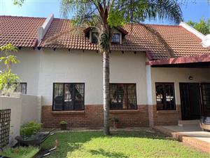 3 Bedroom Duplex in Equestria to rent