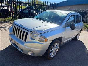 2008 Jeep Compass 2.4 4x4 Manual transmission Stripping for spares 