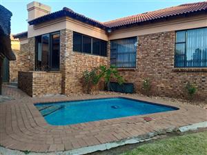 Townhouse Rental Monthly in Elandshaven