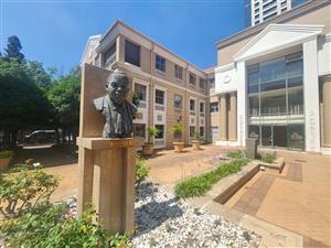 931m² Office to let in Sandown, Sandton