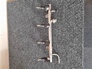 Mercedes Benz A170 Fuel Injector Rail