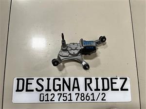 LEXUS NX200T REAR WINDSCREEN WIPER MOTOR AVAILABLE.