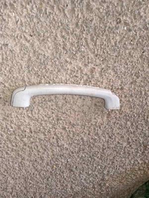Nissan Pathfinder right front inner grab