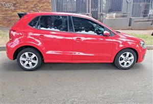 2011 VOLKSWAGEN POLO 6 HATCHBACK 1.4 COMFORT LINE IN EXCELLENT CONDITION